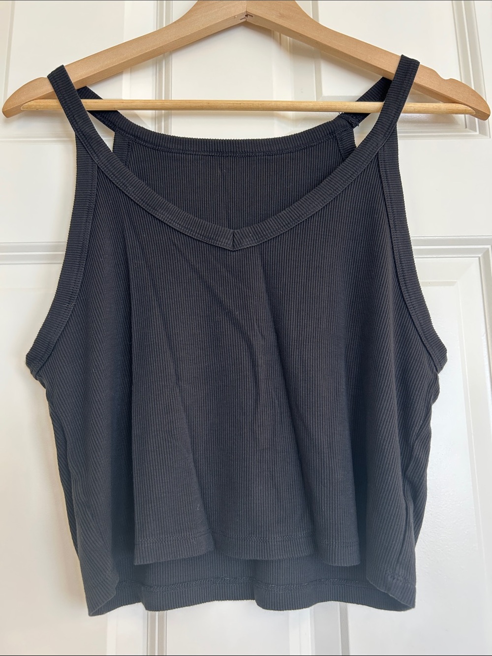 Aeropostale Set of 2 Ribbed Knit Crop Tank Tops Black Blue Size L